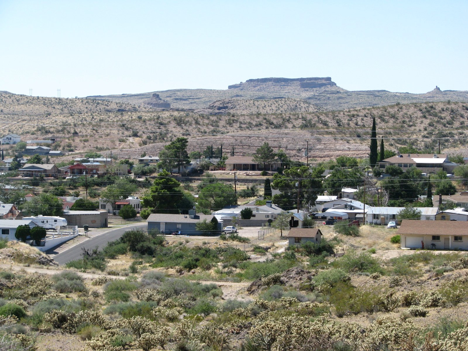 Embracing Zeroscaping: Sustainable Landscaping Solutions for Arizona’s High Desert 🌵